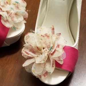 White Dolce pumps